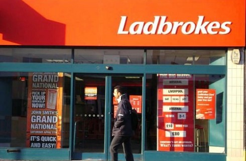 Букмекерскую контору Ladbrokes пытались ограбить дважды за два дня