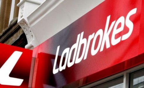 БК Ladbrokes намерена сократить спонсорское финансирование